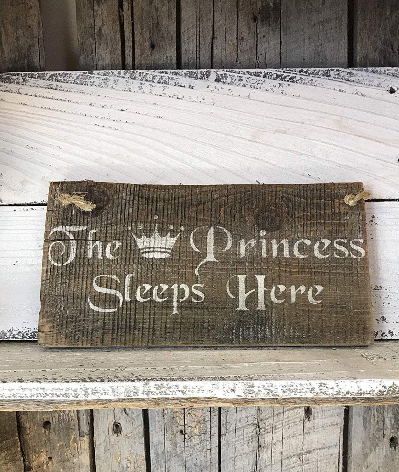 The Princess Sleeps Here Plaque Barn Rustic Crown Bedroom Art Front Door Hanging Baby Girl Nursery Bedroom Sign with Sayings Home Decor Plaque