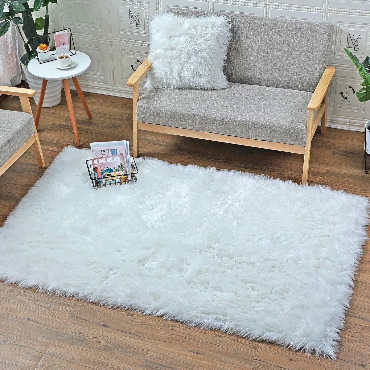 HLZDH Faux Lambskin Rug Luxurious Soft Artificial Wool Carpet for Living Room Bedroom Bathroom Sofa Chair Cushion (180 X 80 cm, Rectangular White)