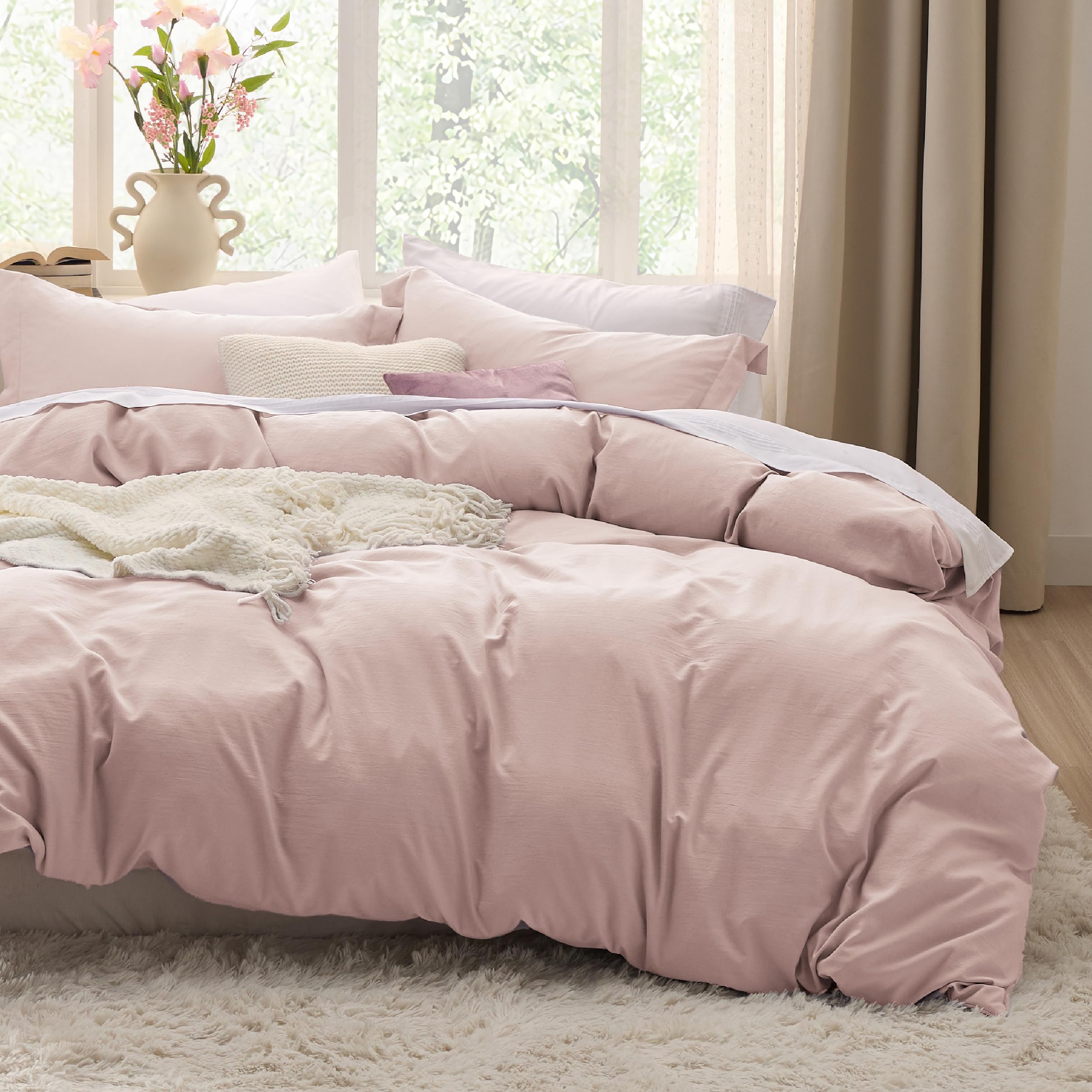 Bedsure Rose Pink Duvet Cover King Size - 3 Pieces Prewashed Extra Soft Bedding Set, Includes 1 Duvet Cover 104x90 Inches with Zipper Closure & 2 Pillow Shams, Comforter Not Included Image