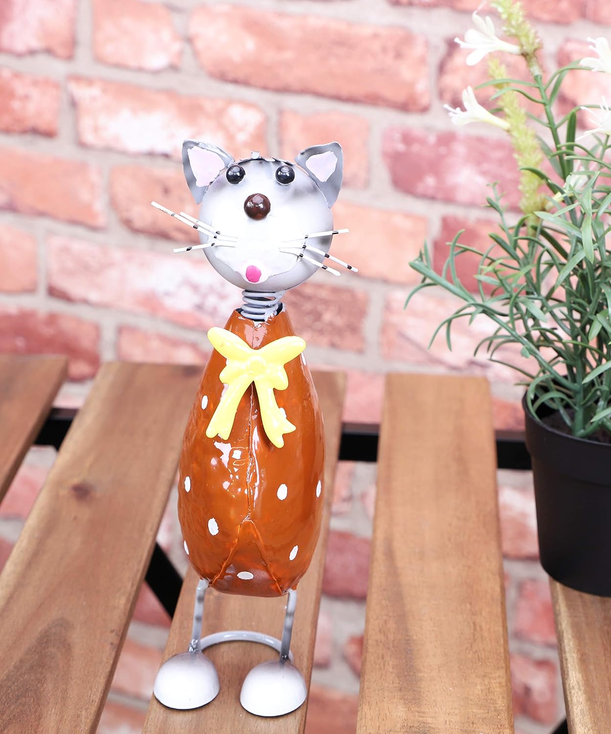 Christmas Concepts® 21cm (8'') Standing Metal Cat With Bow Sculpture - Indoor/Outdoor Garden Decoration, Gold - Image 3