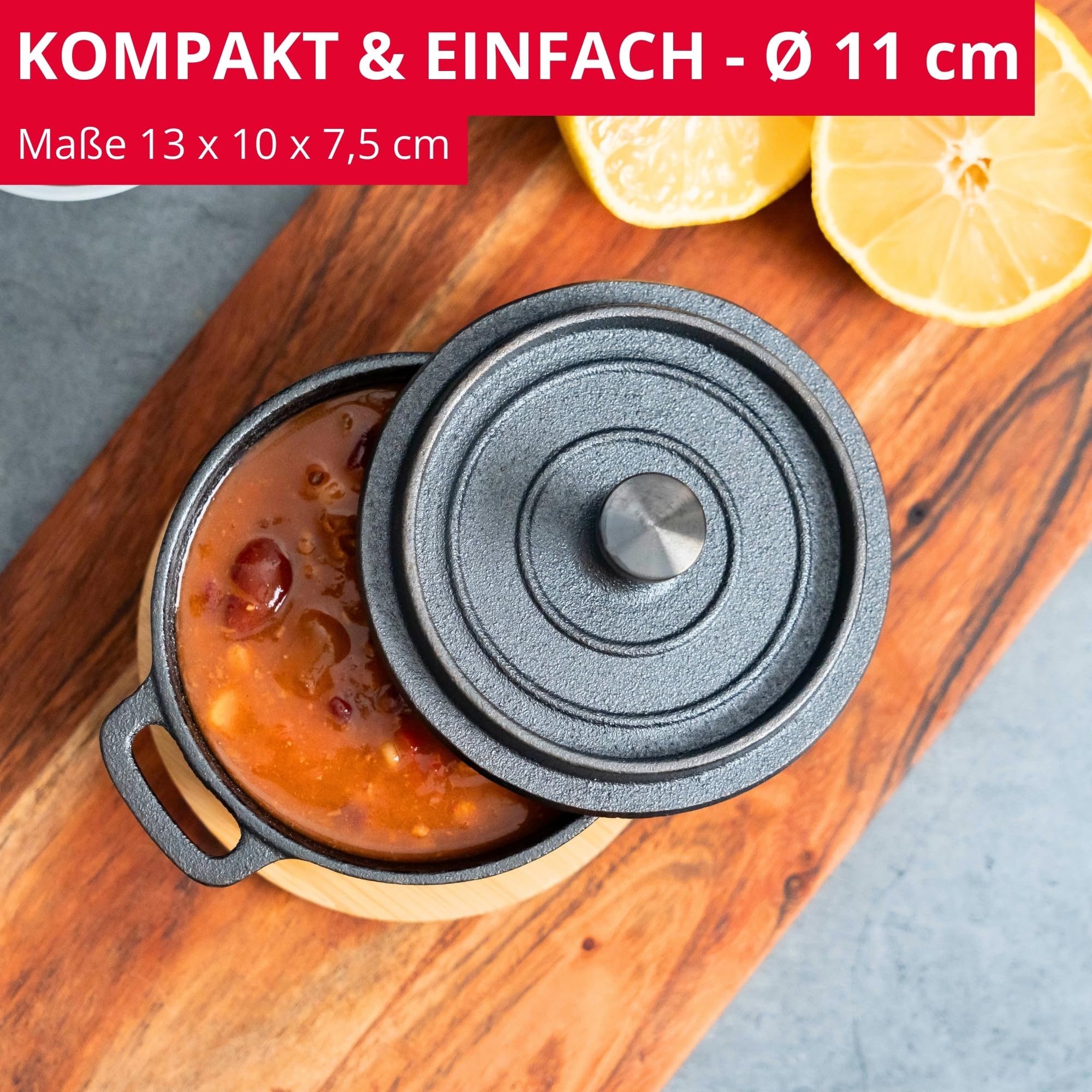 Westmark Gusseiserner Topf Tapas + Friends – kleiner Gusseisentopf mit Deckel, für alle Herdarten geeignet, auch Induktion und Grill, inkl. Bambus-Untersetzer – Eisen, 250 ml 4