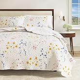 Great Bay Home Floral Quilt Set - 3-Piece Full/Queen Size Spring Bedding Set - Lightweight, All-Season, Reversible Bedspread (Wildflowers)