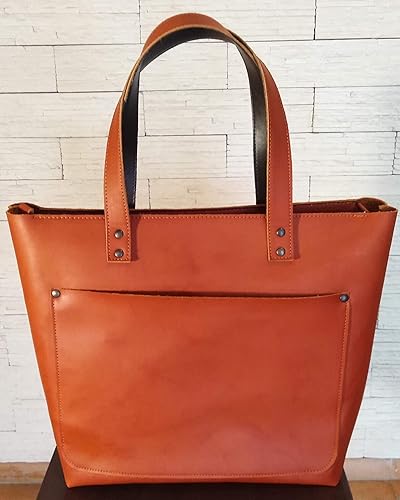 leather tote with pockets
