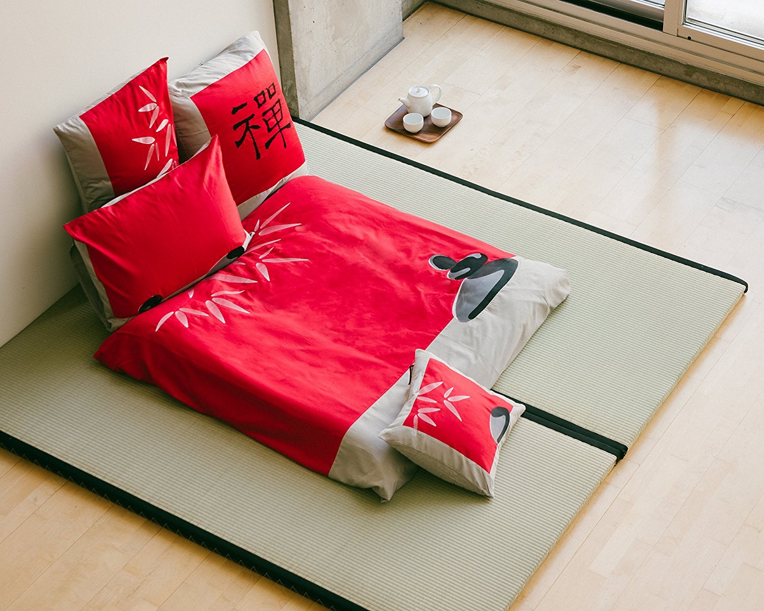 Full Queen red and silver 3 piece Duvet Cover Set, coverlet comforter 88"x92", 2 Pillows 20"x26". Asian inspired decorative design with bamboo leaf and Zen garden graphic setting