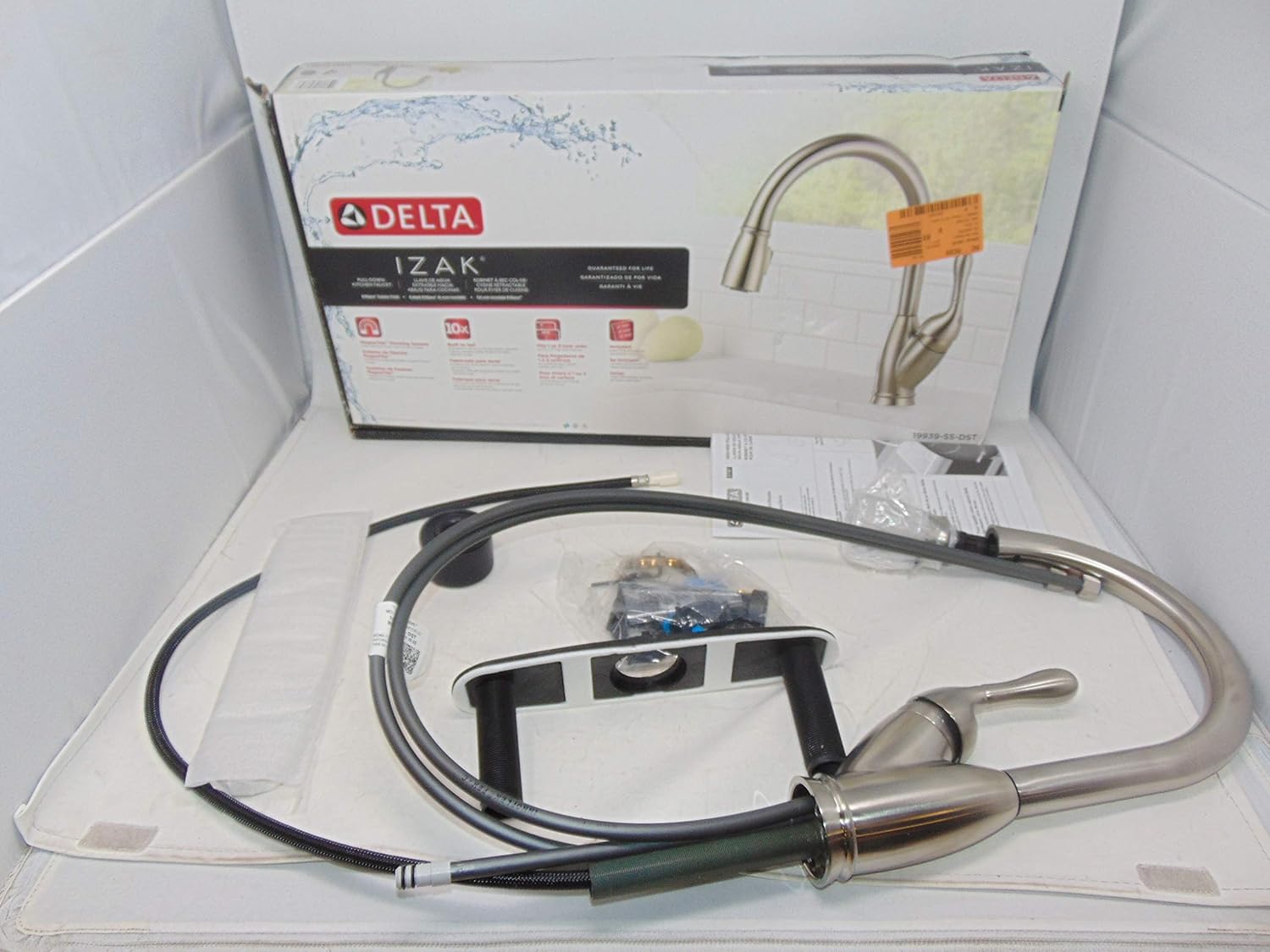 Delta Faucet 19939 Ss Dst Pull Down Kitchen Faucet Stainless