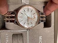 Review Image by Esther Gonzalez