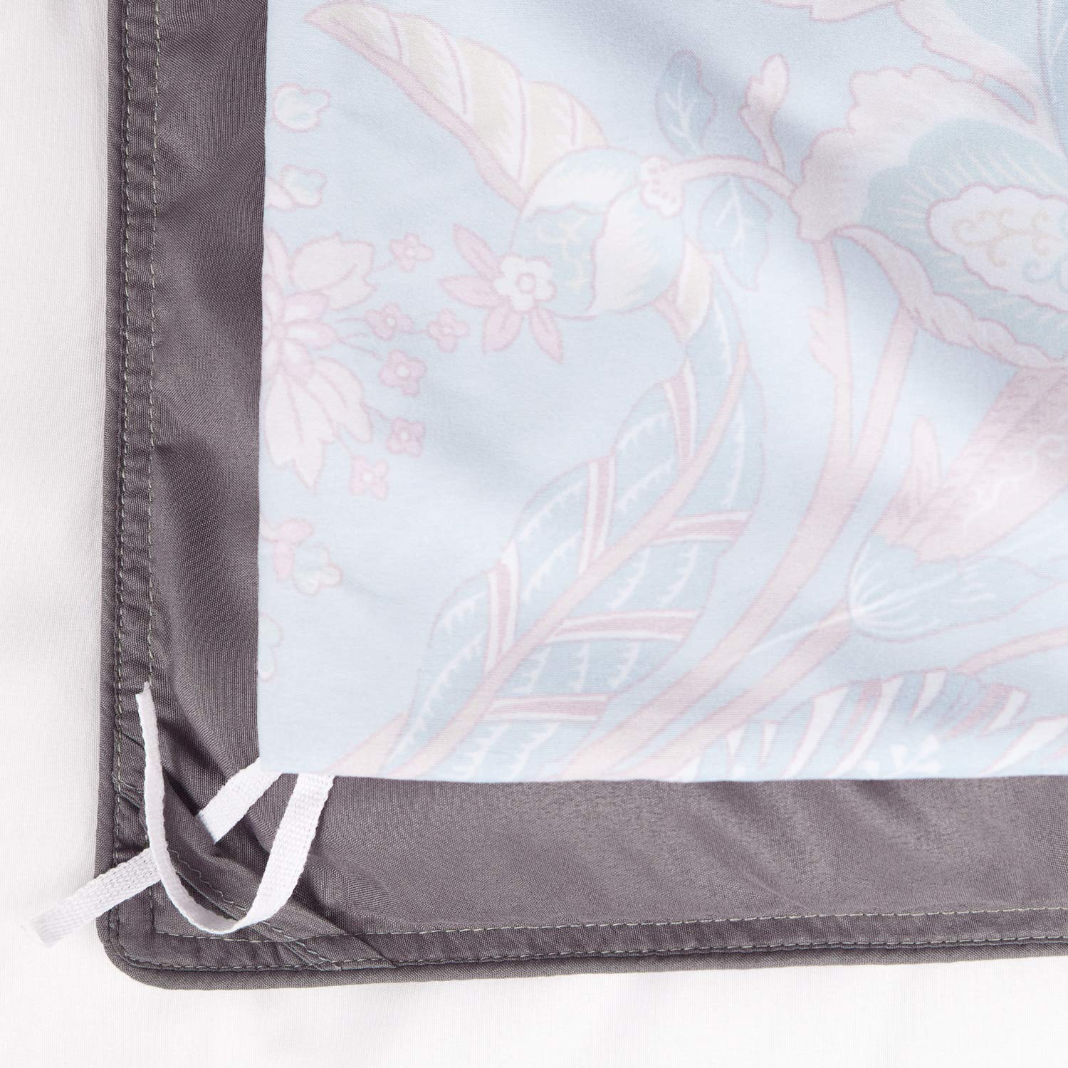 Duvet Cover Set with Zipper Closure-Printed Blue Floral Reversible Design,King (104\