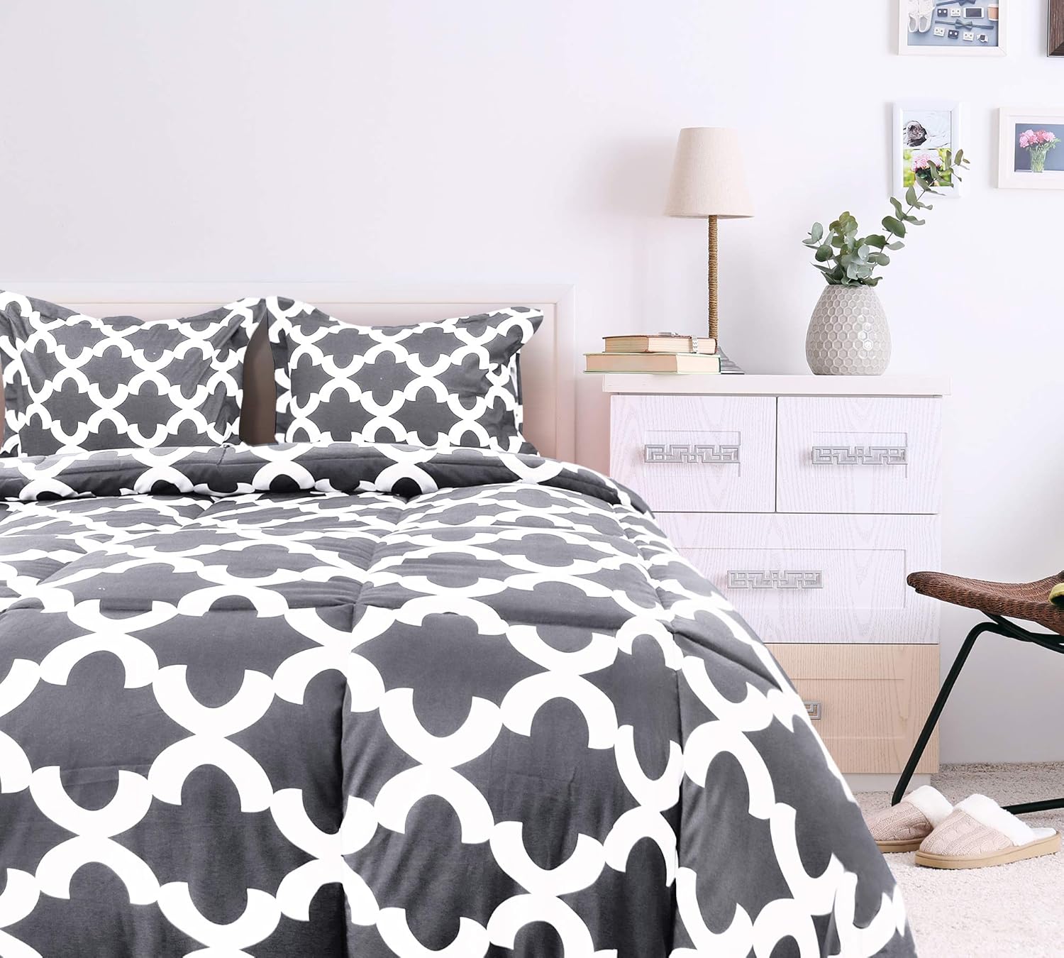 Utopia Bedding Printed Comforter Set (Queen, Grey) with 2 Pillow Shams - Luxurious Brushed Microfiber - Down Alternative Comforter - Soft and Comfortable - Machine Washable: Home & Kitchen