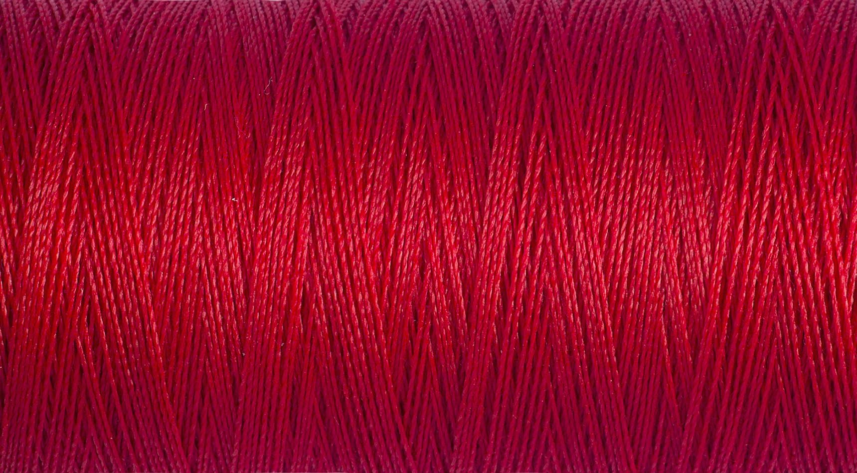 Gutermann Sew All Polyester Thread, 250 Mtr, Crimson Red (0156), 5.5 x 2.7 x 2.7 cm — image 1