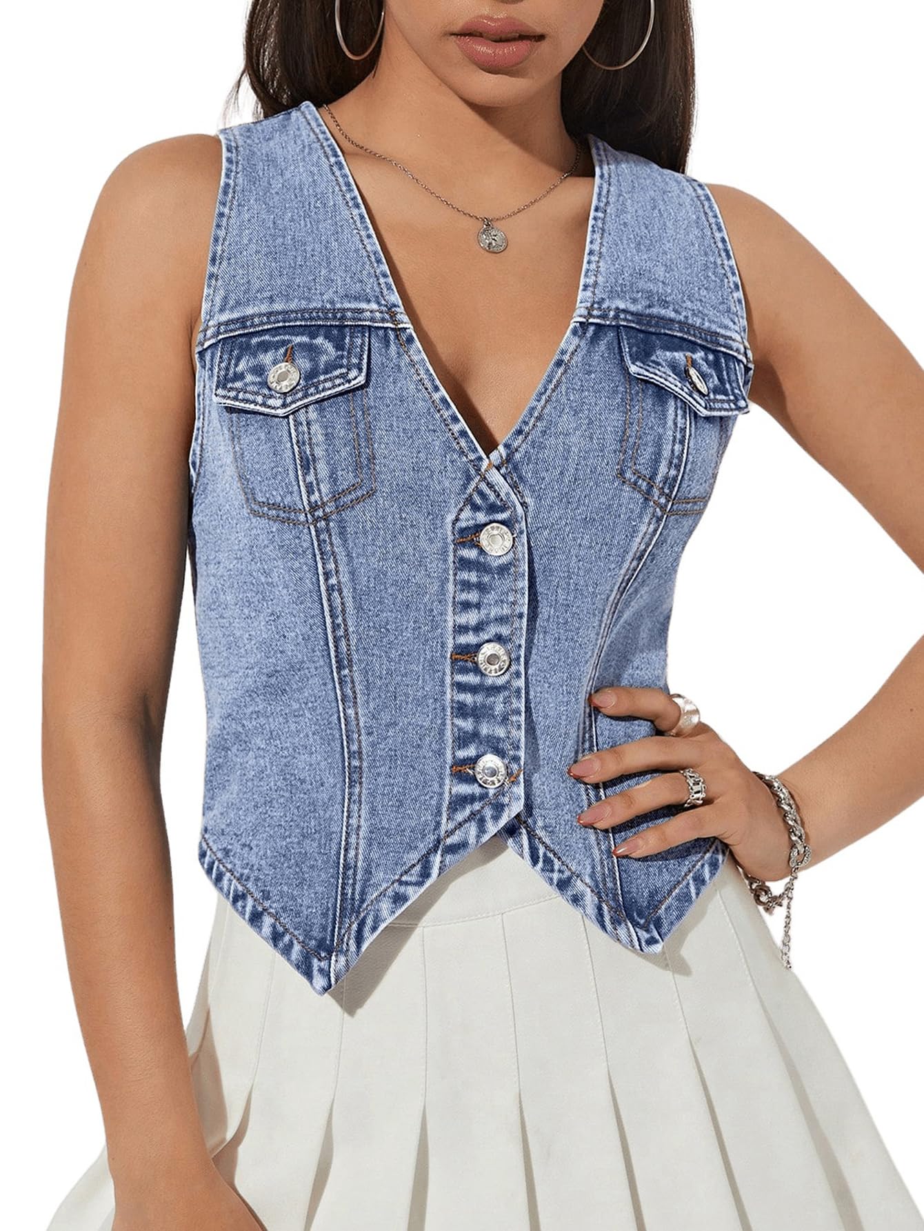Photo 1 of GORGLITTER Women's Denim Vest Sleeveless Jean Vest Crop Denim Tank Top Flap Pocket Button Front Y2K Vest 2025 Medium Wash Blue M