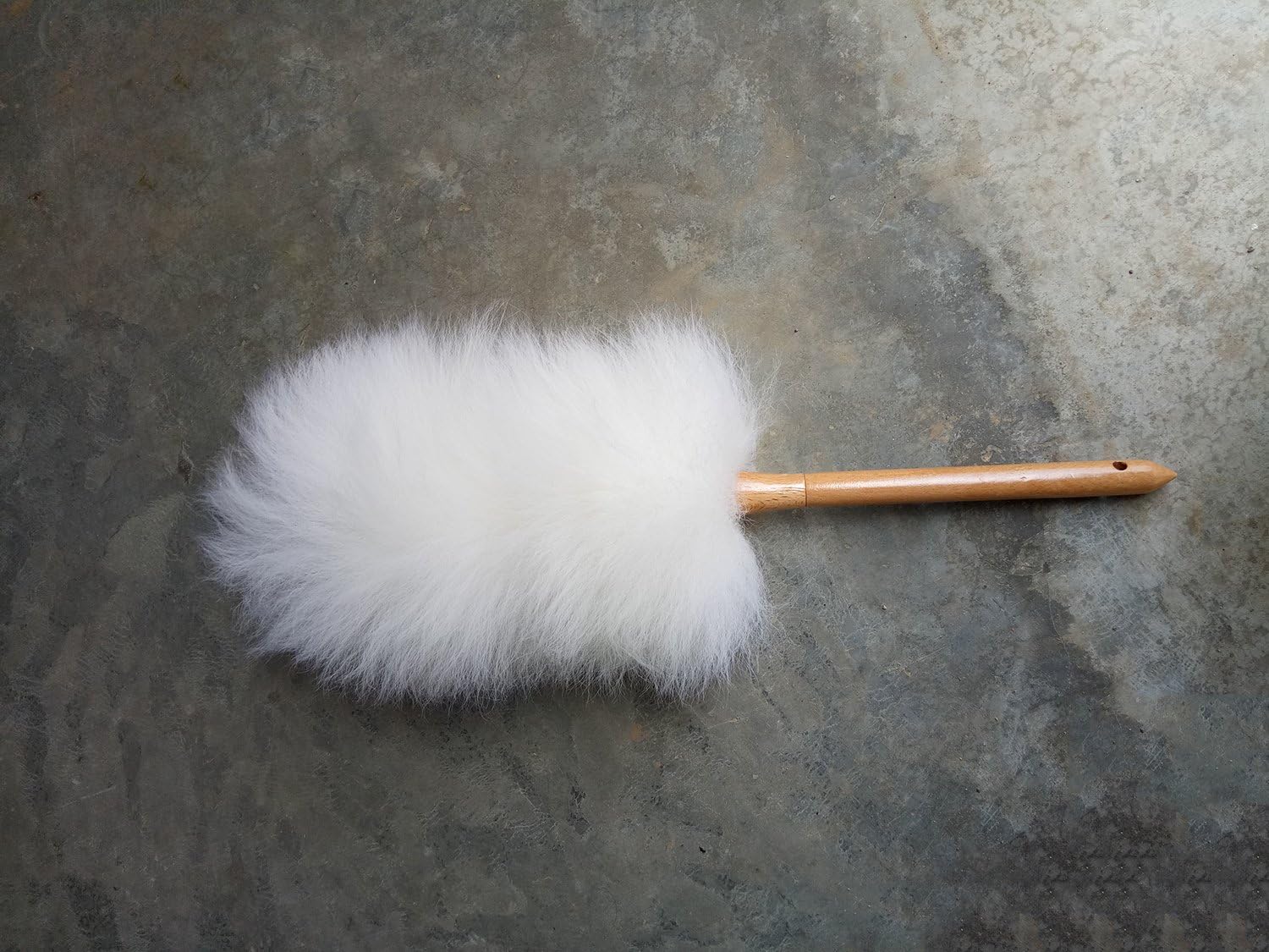 Monba Lambswool Feather Duster mit Massivem Holzgriff, Flexibel, Gute Griffe, Antistatisch, Waschbar Staubwedel für Zuhause, Büro und Auto, zieht und Hält Staub (Weiß)