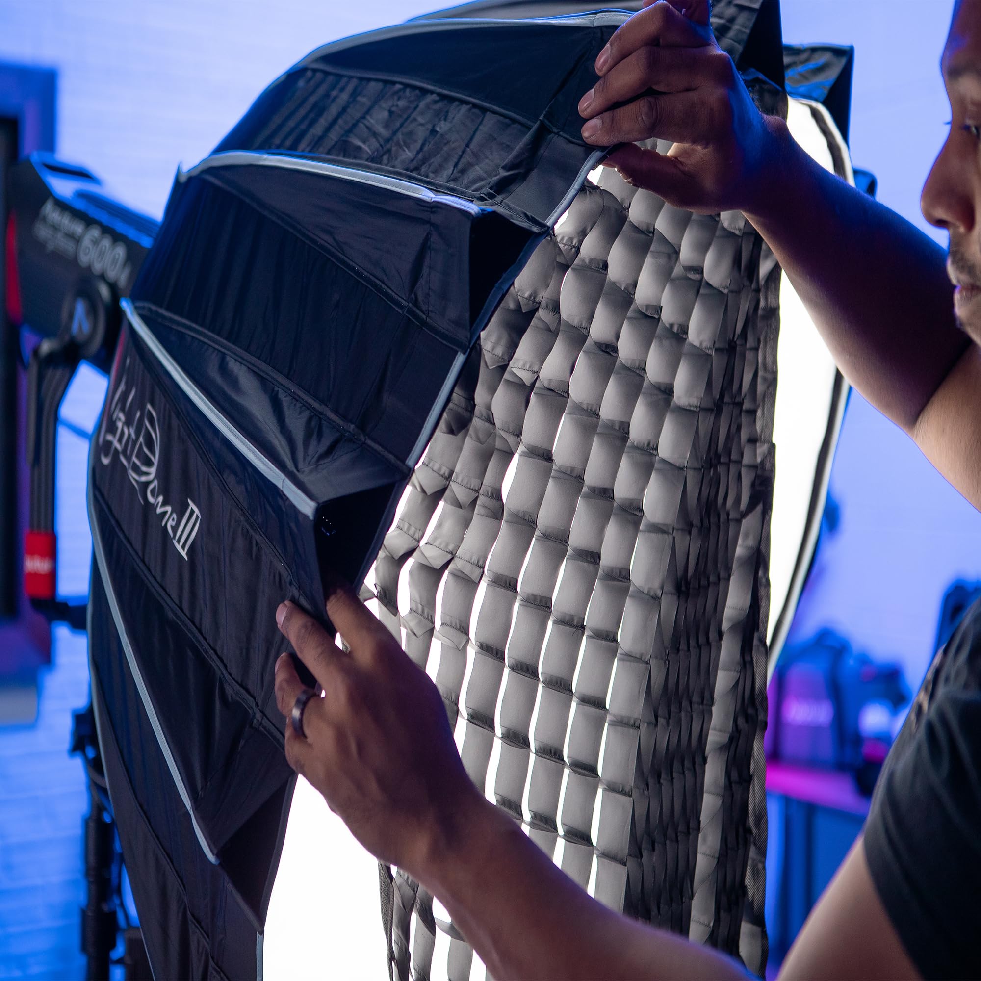 Aputure Light Dome III Softbox 3ft 90cm Bowens Mount Quick-Folding Fat-Pack Design for Aputure Light Storm Series Aputure 600d,Aputure 300d II,Amaran 300c,Amaran 200x S