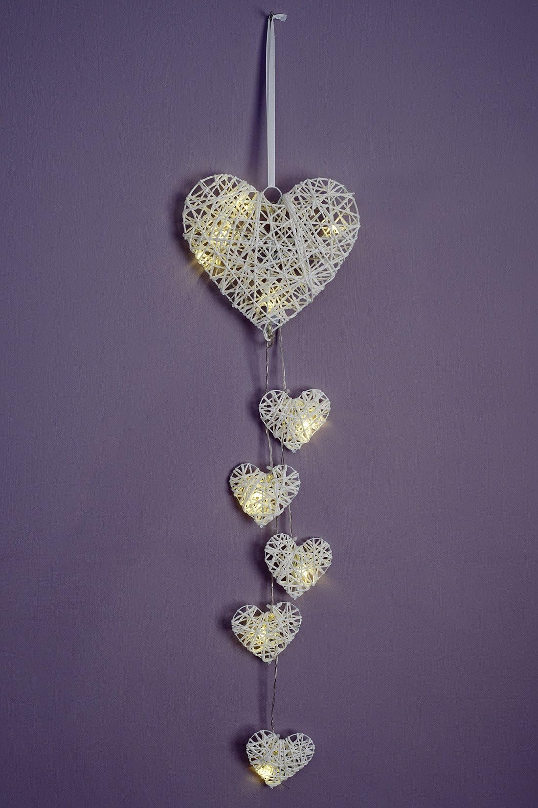 TLG White Rattan Battery Heart Light with Hanging Led Hearts