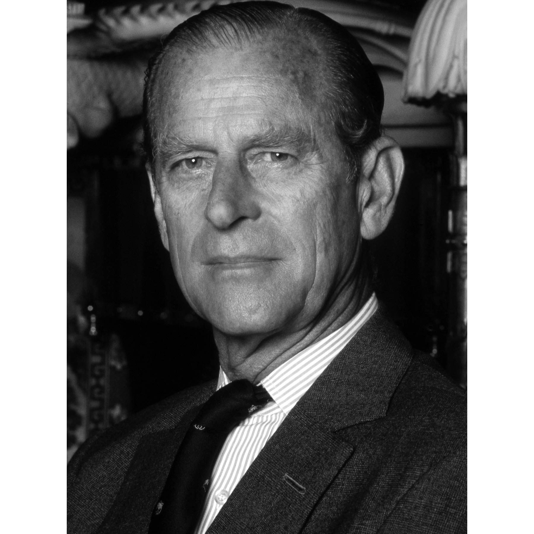 Artery8 Warren Portrait Philip Duke Edinburgh Photo Large Wall Art Poster Print Thick Paper 18X24 Inch
