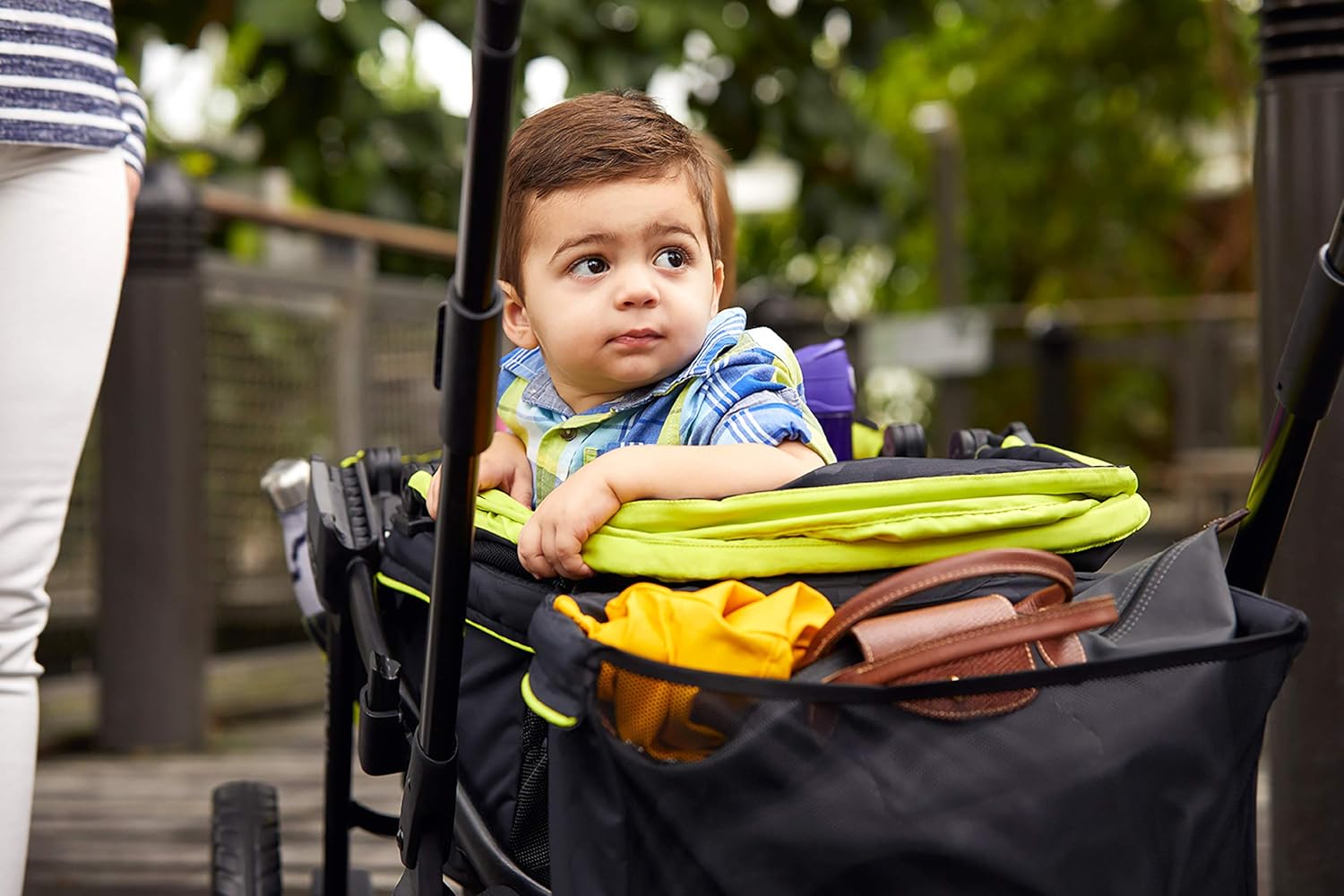 evenflo pivot xplore canada