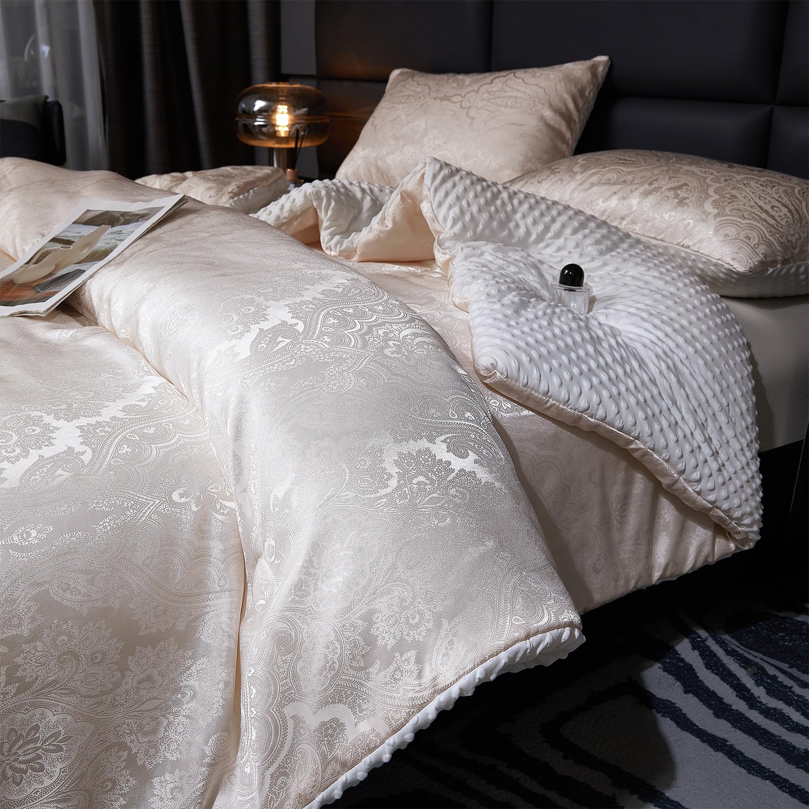 Photo 1 of tohrisa Jacquard Comforter Set - Luxury Warm Paisley Floral Pattern Queen Size Bedding with 2 Pillowcases All-Season Soft & Lightweight 3D Bubble Design Bed Set (90x90 Inches Rose Gold)