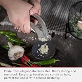 Kuhn Rikon Garlic Press Stainless Steel Garlic Crusher Press view 4