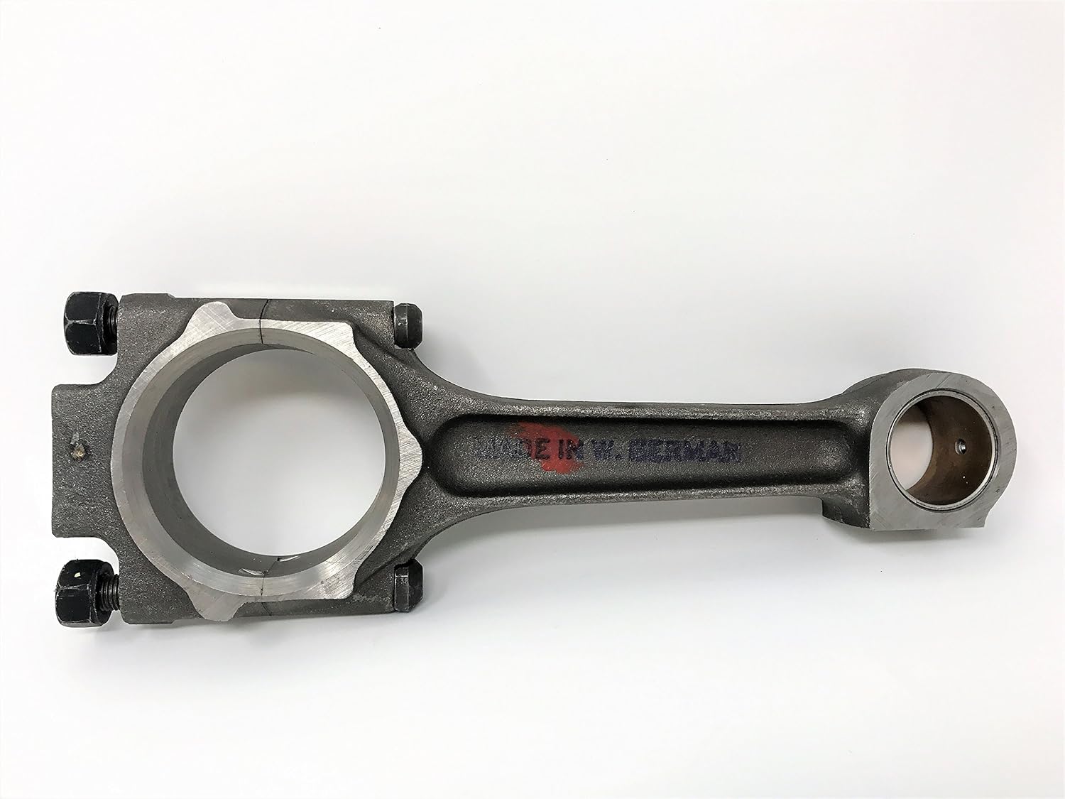 3055030R24 1967032C1 Connecting Rod for Dresser, International, Case IH