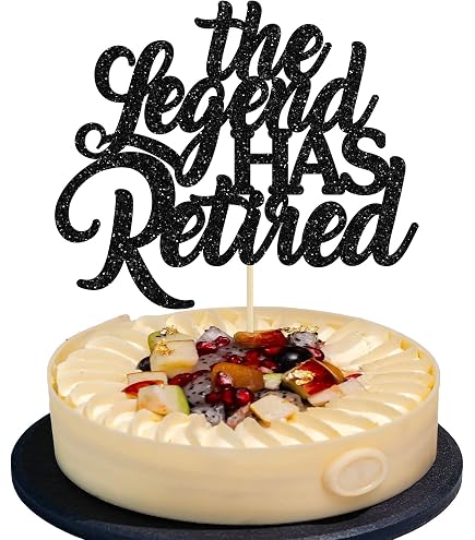 Lustiger Ruhestand Kuchenaufsatz – „The Legend Has Retired“ Mit Strand-Hängematten-Motiv – Acryl-Deko Für Die