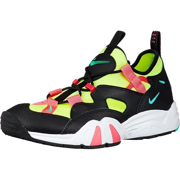 nike air scream lwp on feet