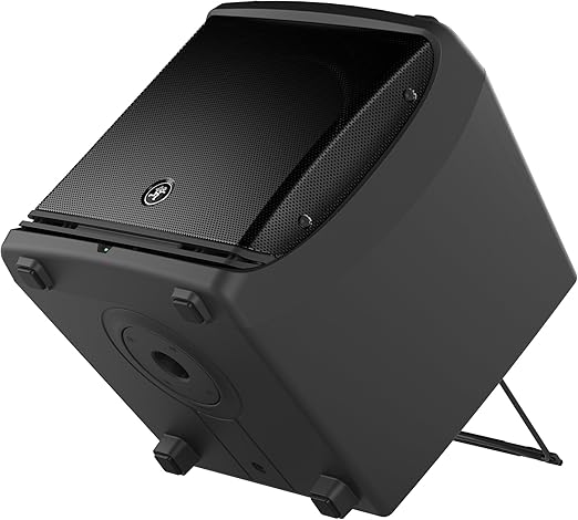 mackie 2000 watt speakers