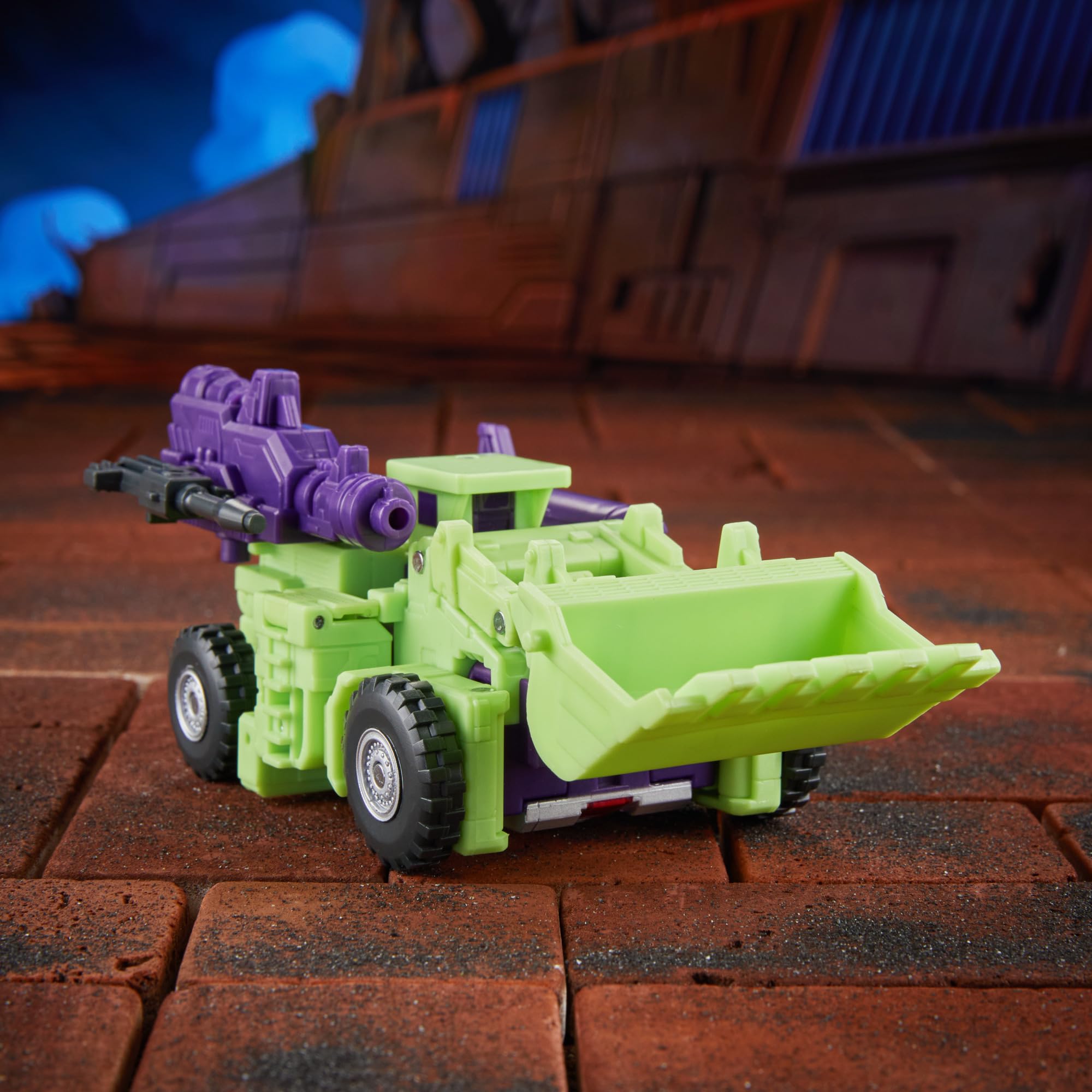 Transformers Toys Studio Series Voyager Class The Movie Constructicon Scrapper, 6.5-inch Converting Action Figure, Robot Toys, 8+