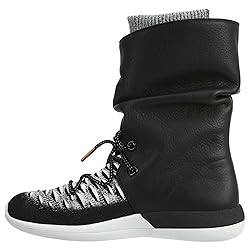Nike Womens Roshe Two Hi Flyknit Trainers 861708