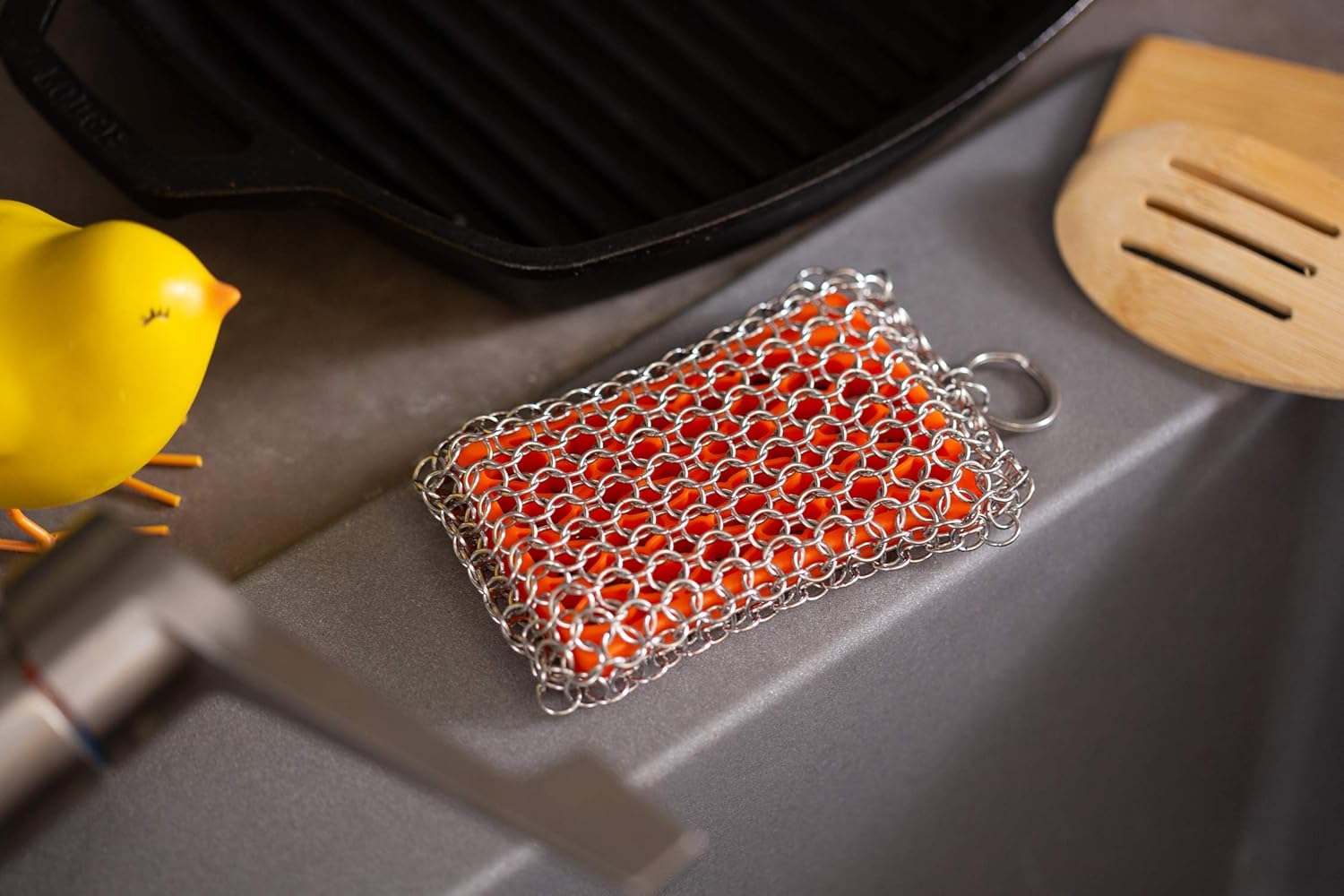 B&L The Original Cast Iron Scrubber & Cleaner Chainmail Scrubber with Silicone Insert Life Time Warranty: Home & Kitchen