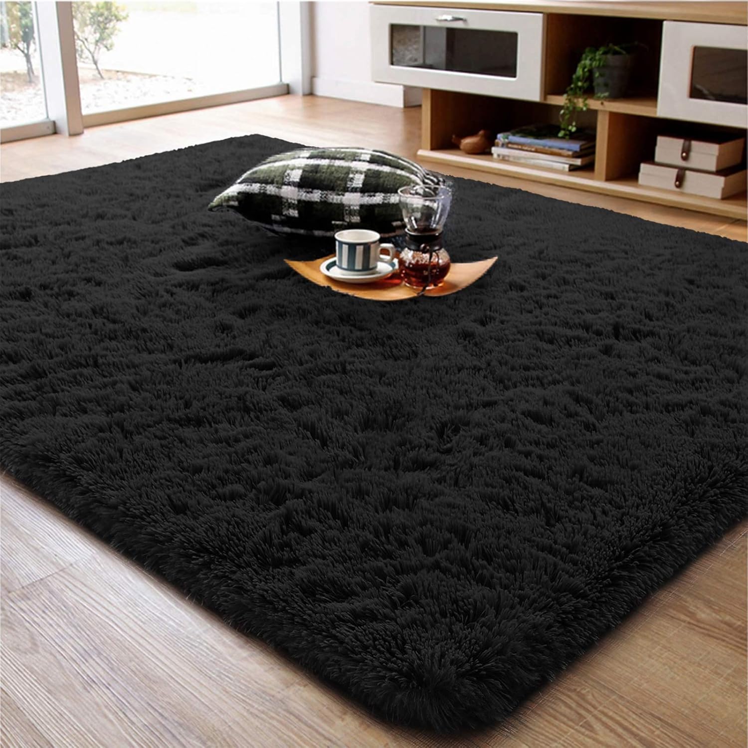 Amazon Com Soft Fluffy Area Rug For Living Room Bedroom 5x8 Black Plush Shag Rugs With Non Slip Backing Fuzzy Shaggy Accent Carpets For Kids Girls Rooms Modern Apartment Nursery Dorm Indoor Furry Decor