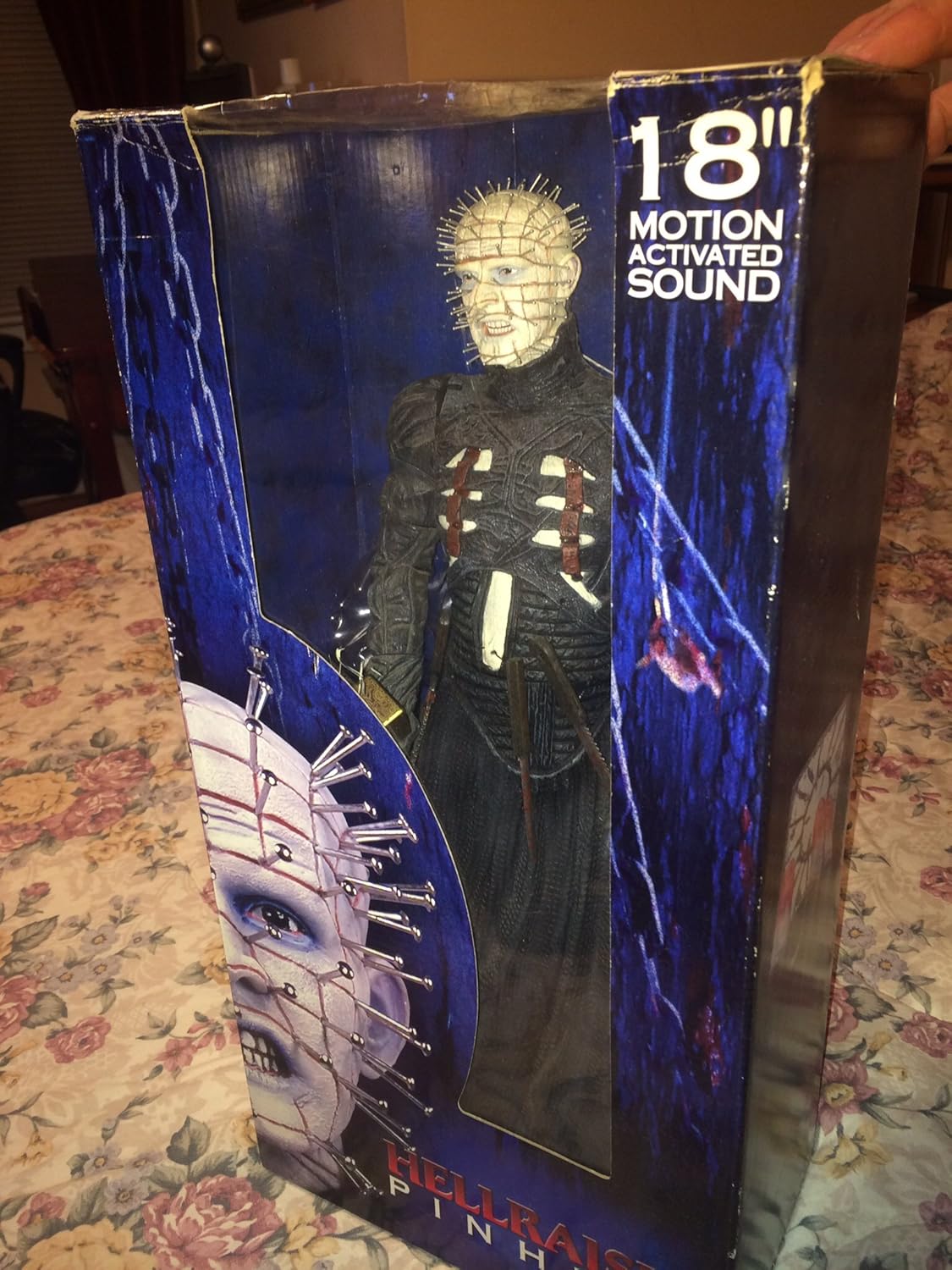Amazon Com Neca Hellraiser Pinhead 2 18 Inch Action Figure W Sound Toys Games