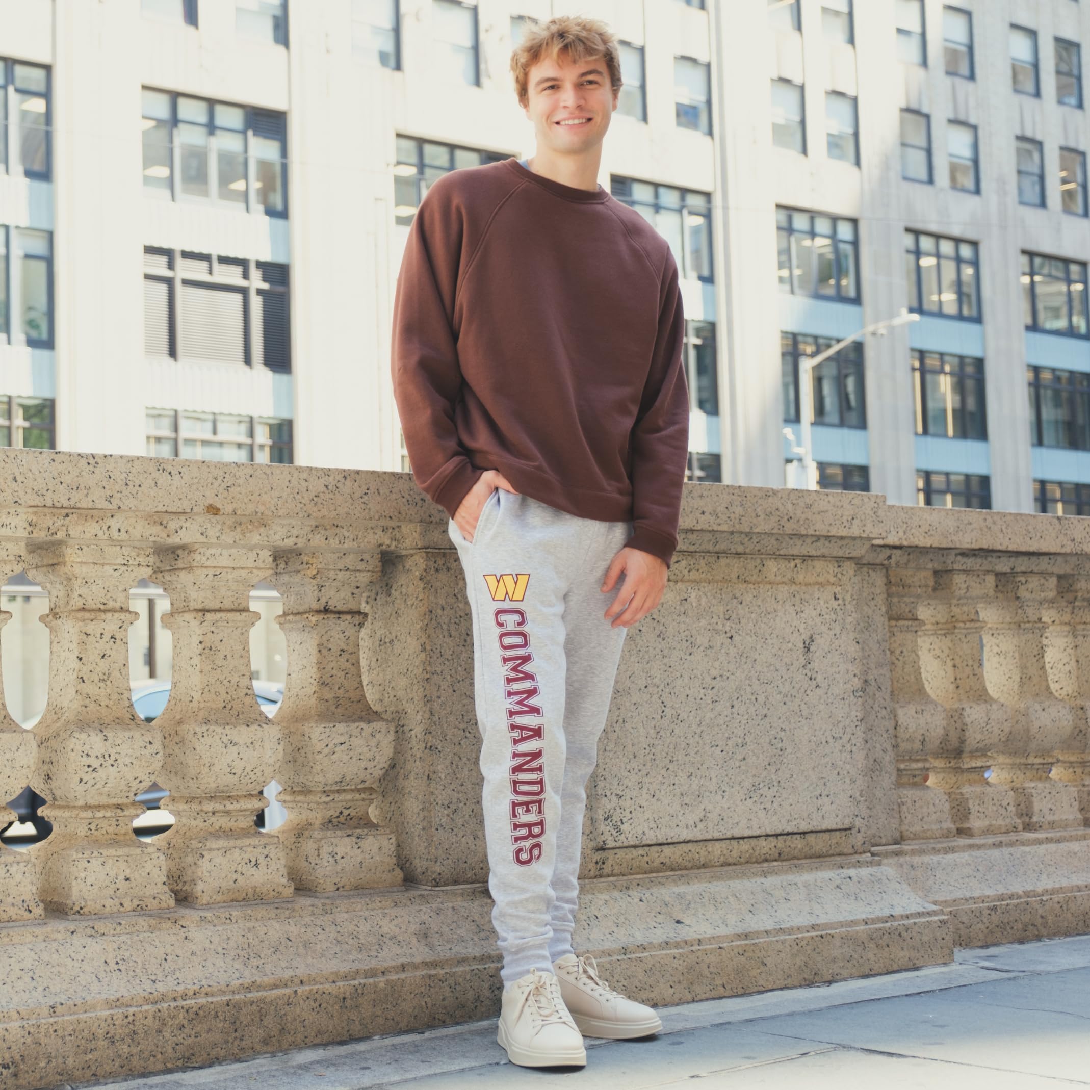 Ultra Game NFL Official Adults Super Soft Game Day Jogger Sweatpants - Unisex, Green Bay Packers, Heather Gray, X-Large