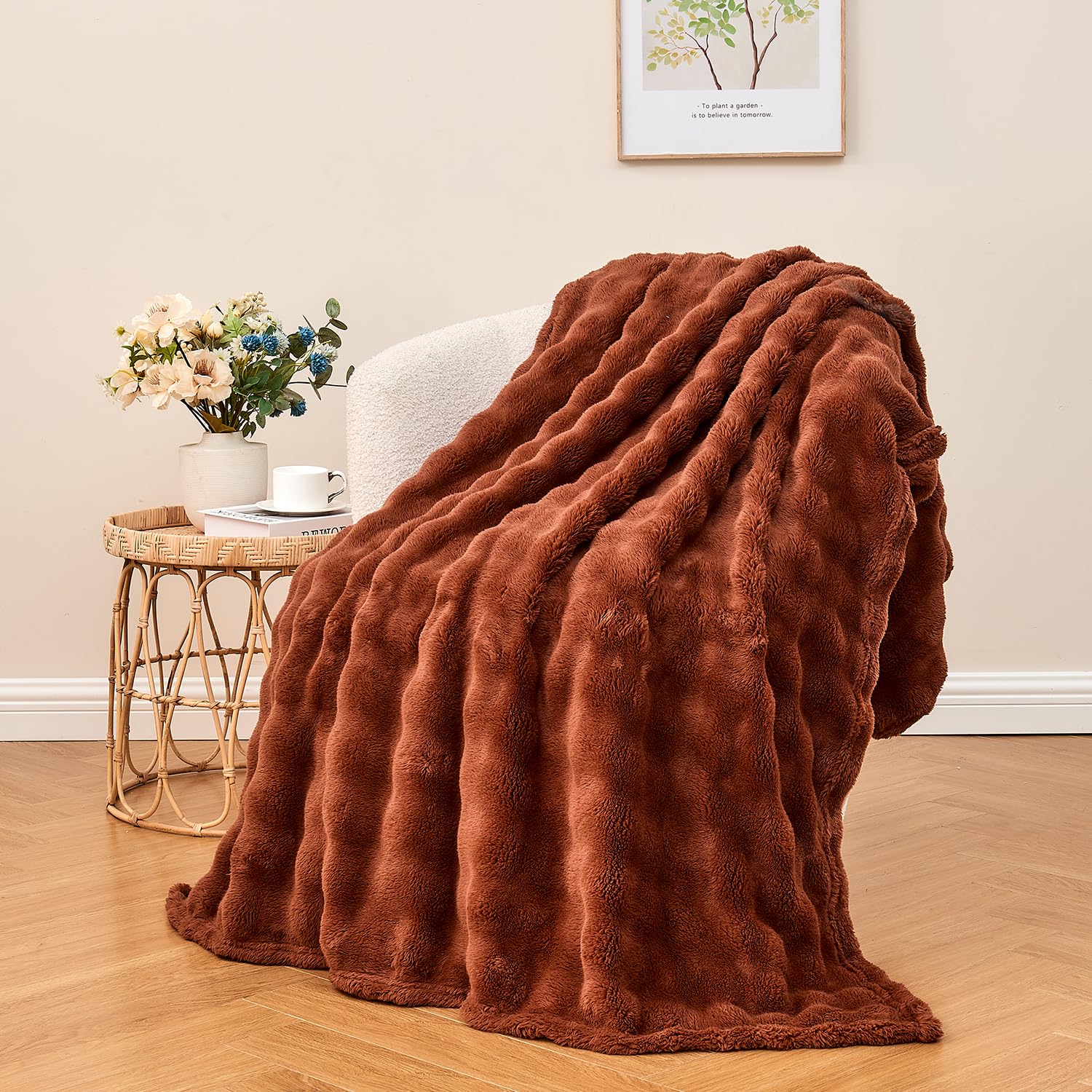Wajade Fleece Throw Blanket Bubble Faux Fur Fluffy Bed Blanket Super Cosy Warm Large Blanket for Bed Sofa Car, Coffee 127x153CM — image 1