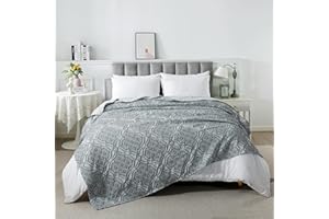 Caressma Bedspread Gray Queen Size, Vintage Cozy 3D Geometric Decorative Jacquard Coverlet, Super Soft for Couch and Bed, Travel Lightweight Quilt (90 x 90”)