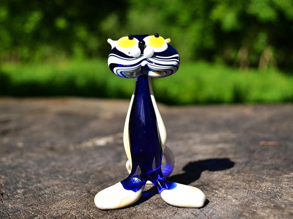 miniature home decorative cats