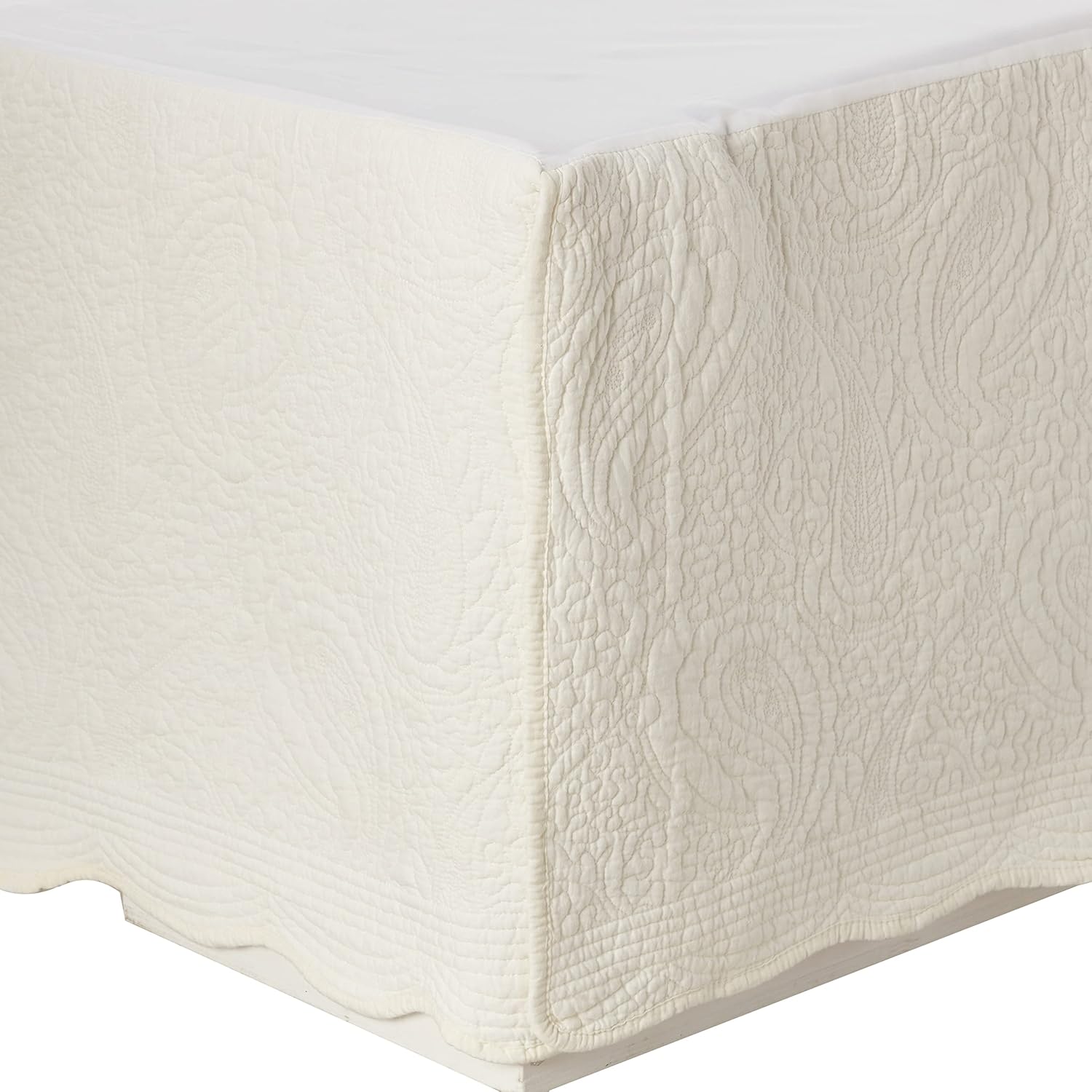 Greenland Home Paisley Quilted Bed Skirt, Ivory, King: Home & Kitchen