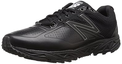 new balance umpire field shoes