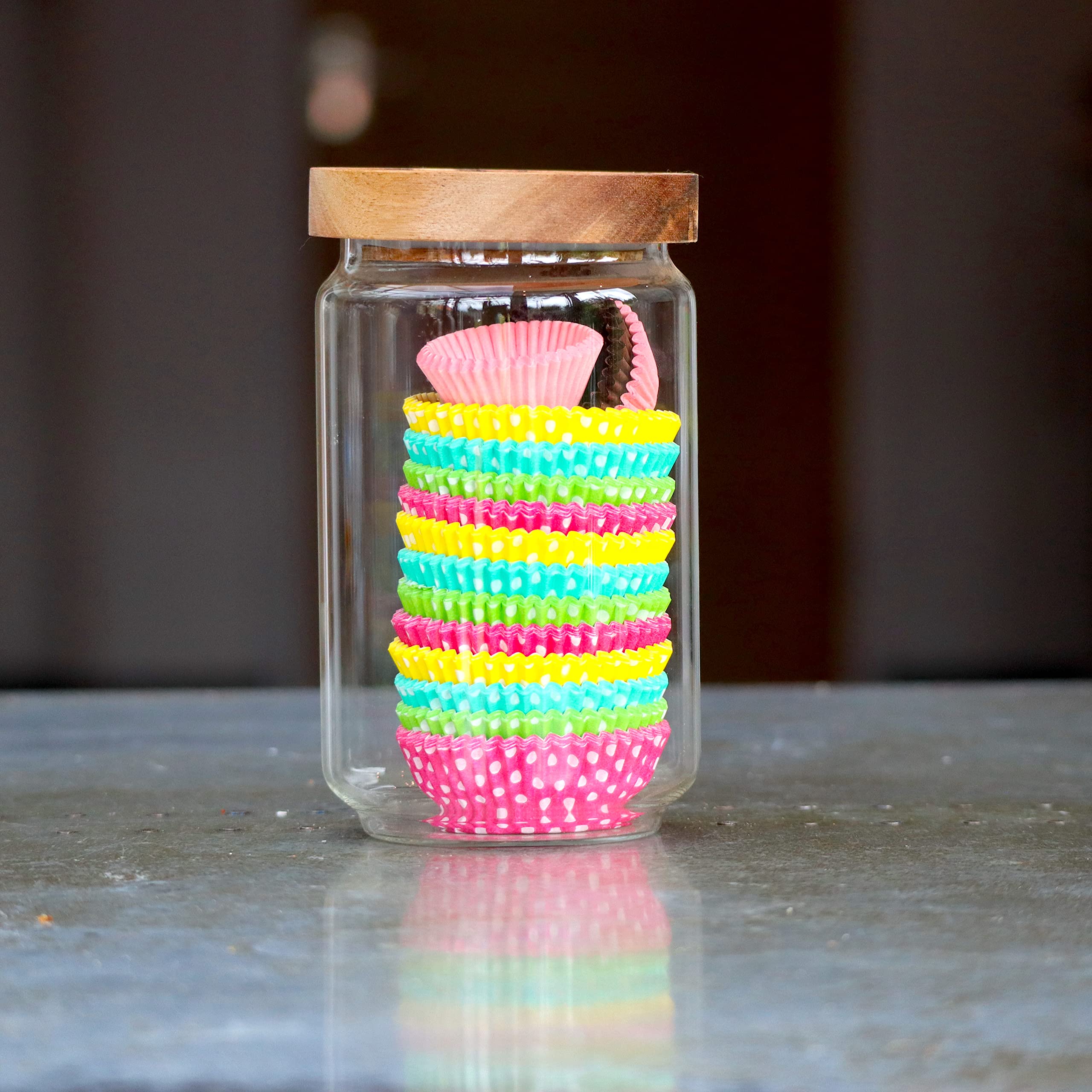 750ml Glass Storage Jar with Wooden Lid, Kitchen and Pantry Organisation, Glass Jar, Airtight, Borosilicate Glass, Pasta Jar, Tea, Coffee,, Clear