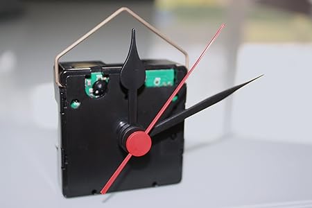 UTS Funkuhrwerk für Ziffernblatt 1-4mm Zeigersatz Nr.4 schwarz-schwarz-rot