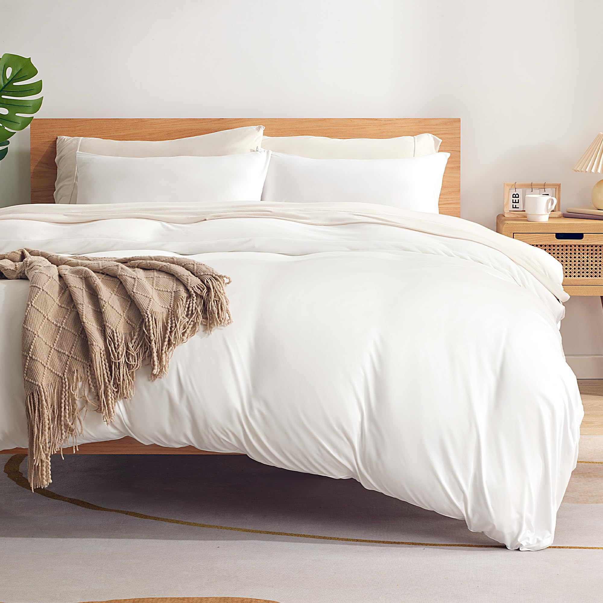 Photo 1 of Sonive Twin/Twin XL Duvet Cover Set, Jersey Knit 3 Pieces Bedding Comforter Sets 1 Duvet Cover with 2 Pillow Shams, Breathable Comforter Cover wiht 8 Corner Ties, Super Soft Duvet Cover, White