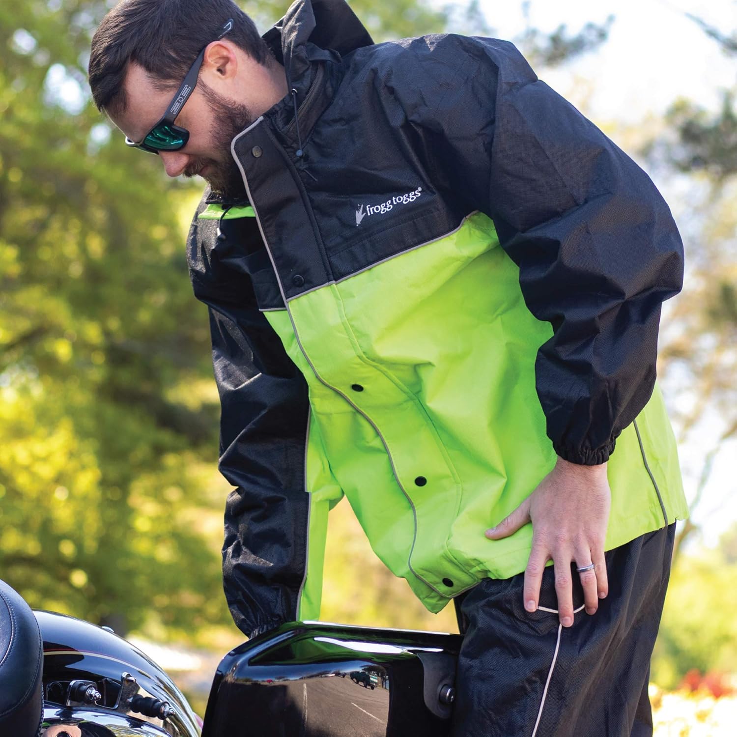 FROGG TOGGS Men's Road Toad Frogg Eyzz Reflective Waterproof Rain Jacket: Clothing