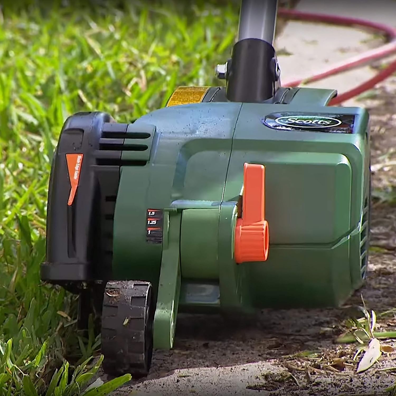 Scotts Outdoor Power Tools ED70012S 11-Amp 3-Position Corded Electric Lawn Edger, Green : Garden & Outdoor