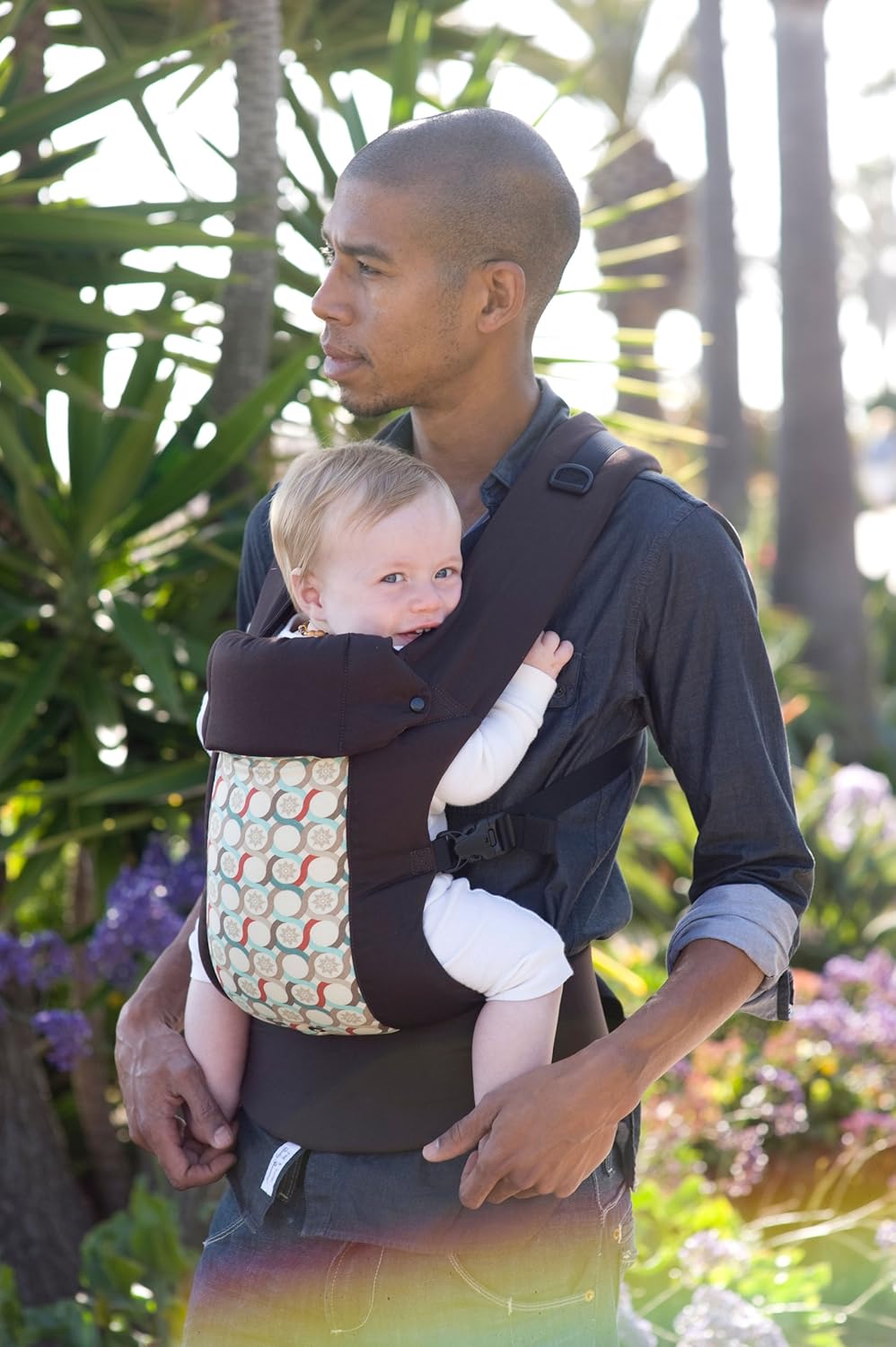 beco baby carrier front facing