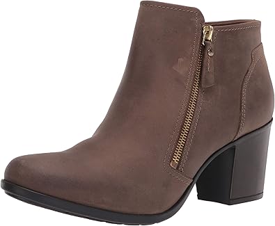 clarks ankle boots amazon