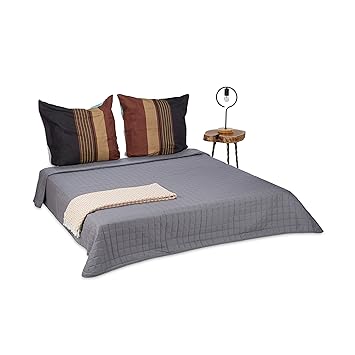 Relaxdays Tagesdecke Grau, Gesteppter Überwurf und Weiche Kuscheldecke, waschbarer Bettüberwurf 220x240 cm groß, Grey