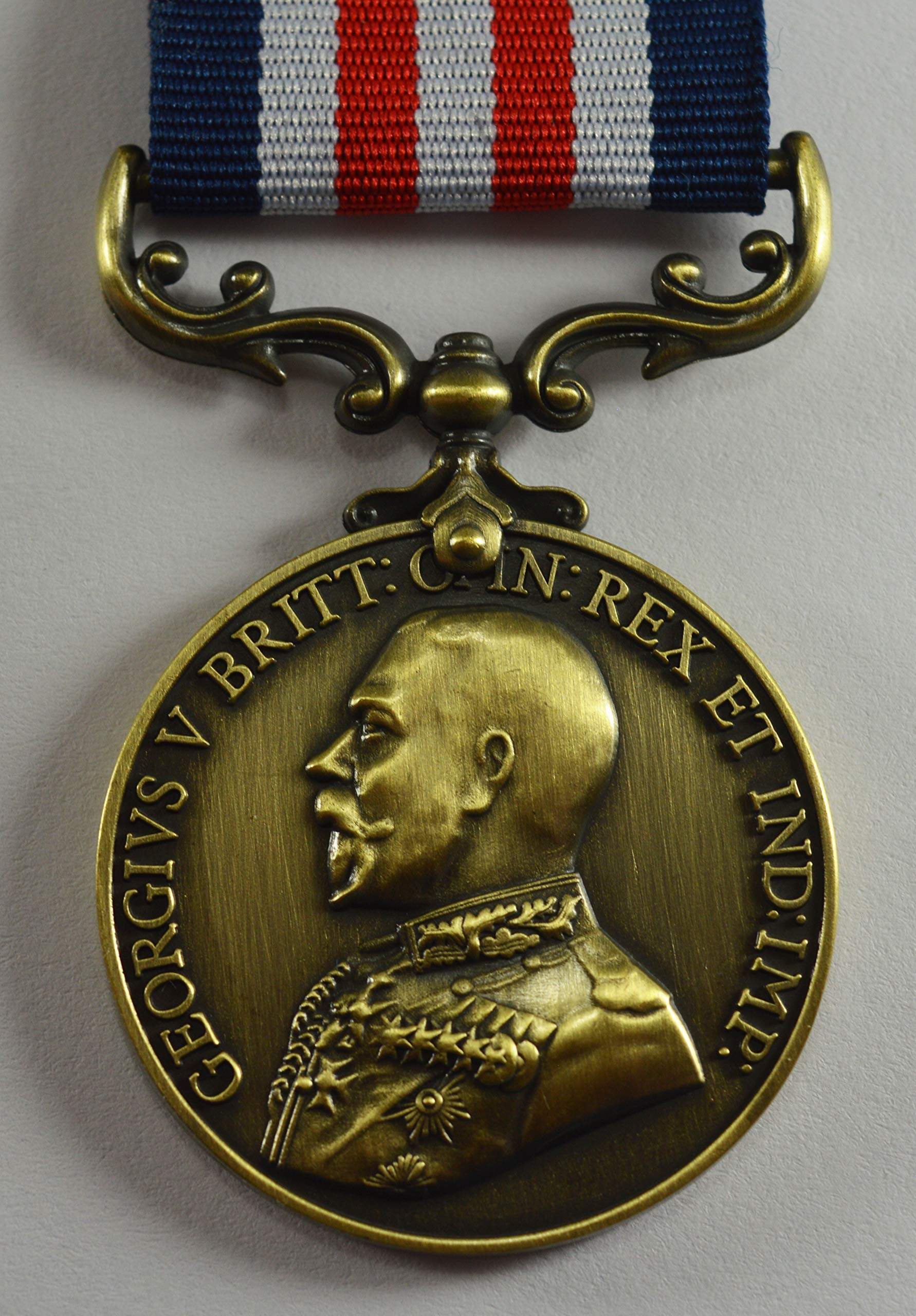 The Commemorative Coin Company Bronze Full Size Replica WW2 War Medal 1939-1945 with Ribbon, George VI