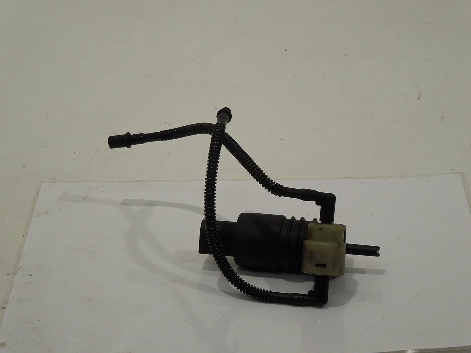 Audi A3 8L Windscreen and Rear Screen Washer Pump Amazon.co.uk Car & Motorbike