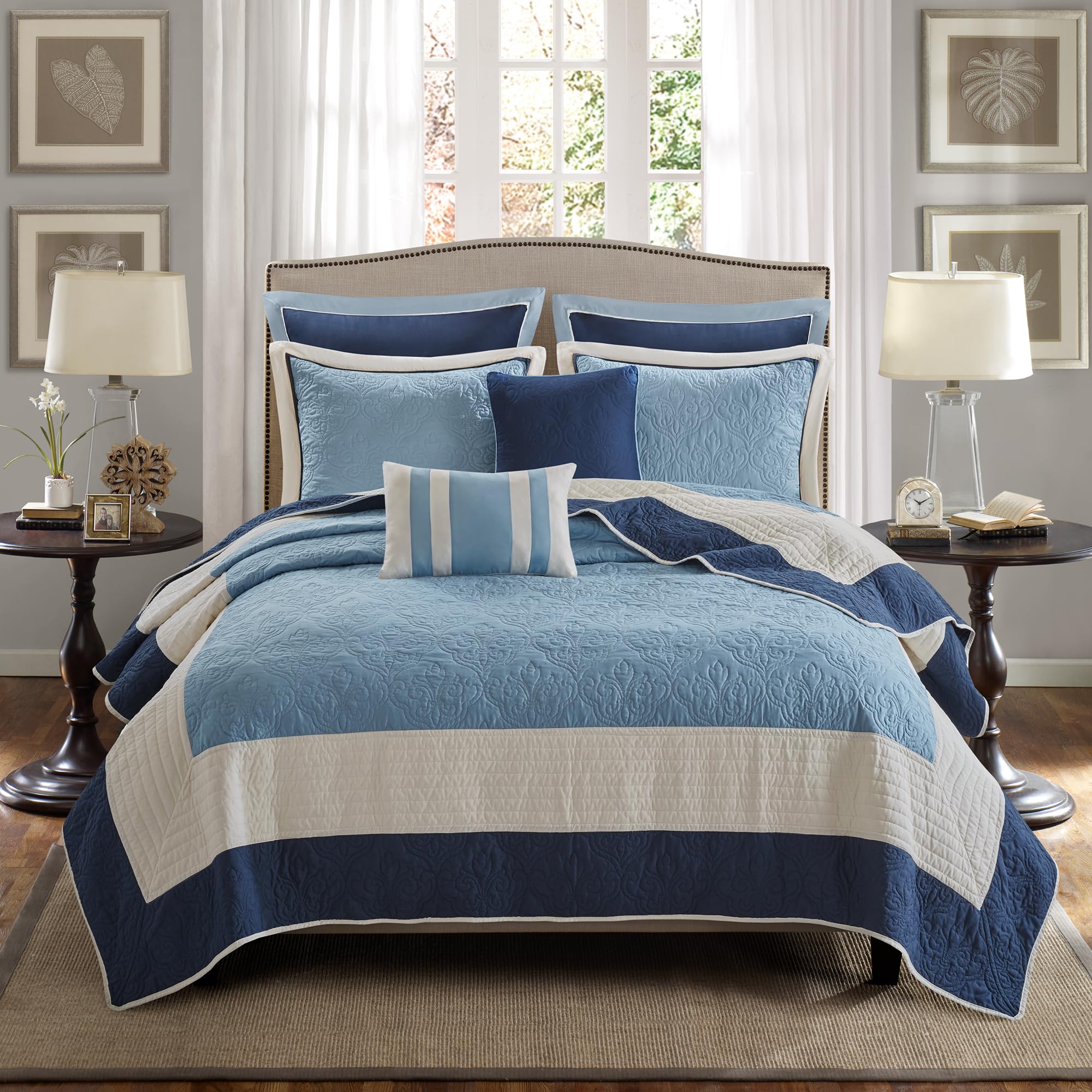 Madison Park Attingham Reversible Quilt Set - All Season Breathable Coverlet, Lightweight Cozy Bedding Layers, Matching Shams, King/Cal King (104"x94"), Navy 7 Piece Image