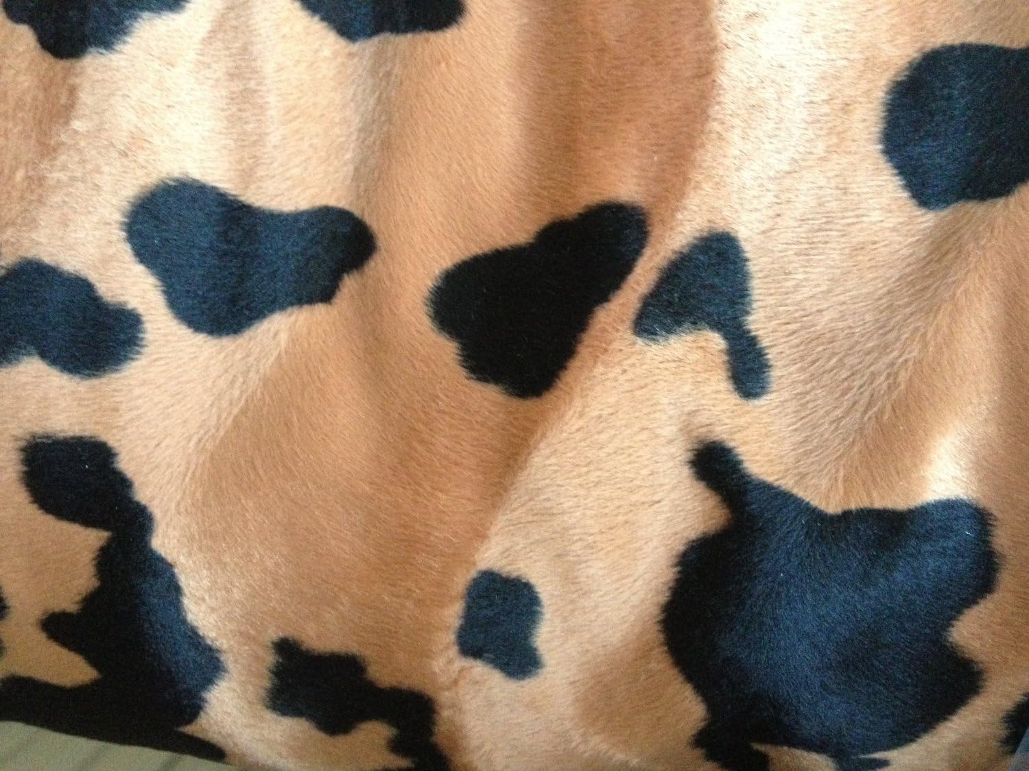 BROWN AND BLACK COW PRINT | FAT QUARTER OF PONY SKIN FABRIC **FREE UK POST** COW PRINT COLOUR BLACK AND BROWN SPOTS CRAFTS DRESSMAKING MATERIAL