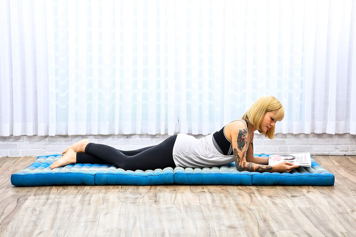 Leewadee Trifold Mattress Standard, Comfortable Thai Massage Pad, Foldable Floor Mattress Filled with Kapok - Image 3