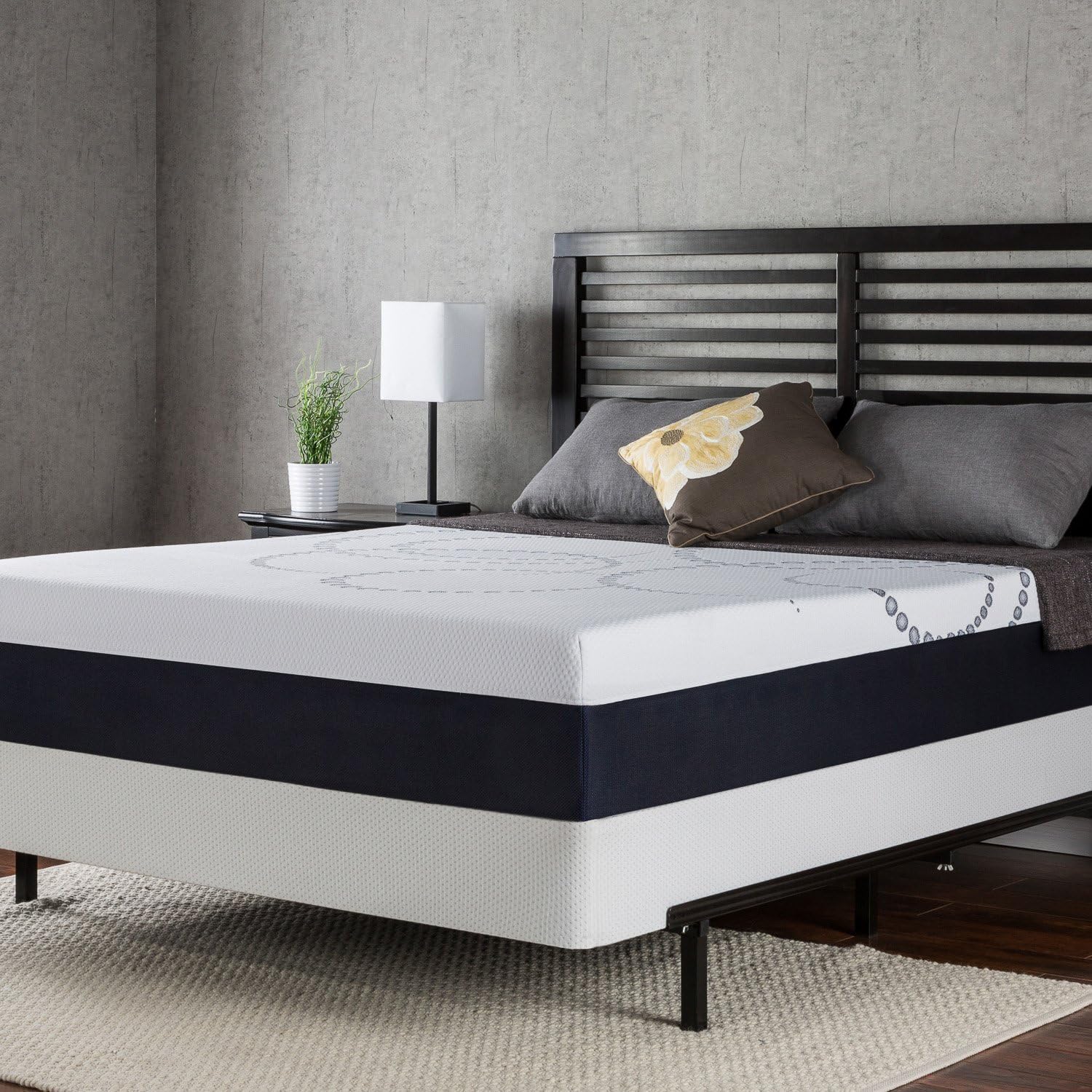 Zinus Jayanna 7.5 Inch BiFold Box Spring / Mattress Foundation / Zero Assembly / Sturdy Metal Structure, Split King: Furniture & Decor